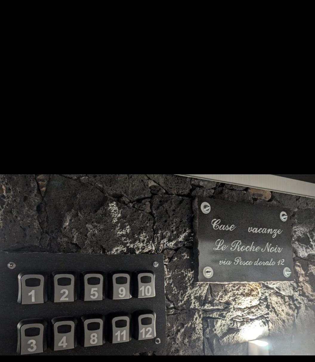 Le Roche Noir 11 Appartamento